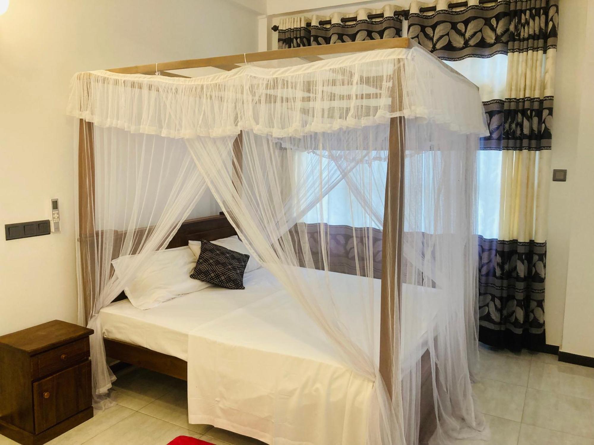 Horizon Guest House Mirissa Bagian luar foto