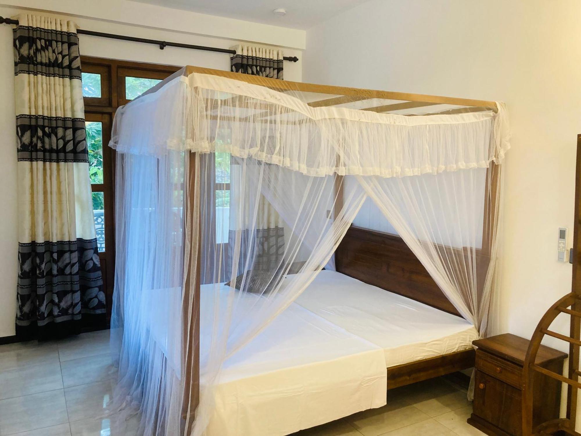 Horizon Guest House Mirissa Bagian luar foto
